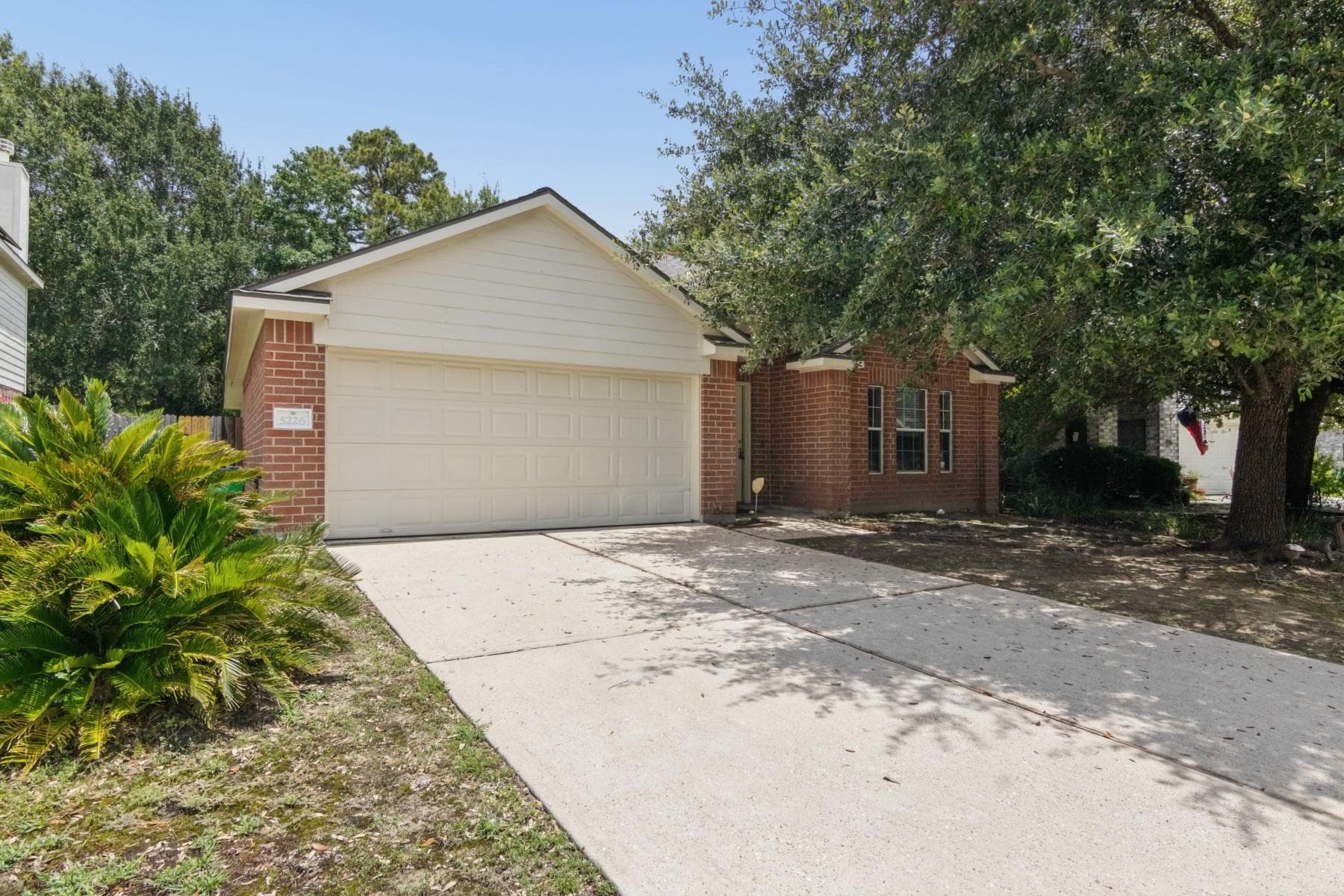 5226 Bright Oak Ct