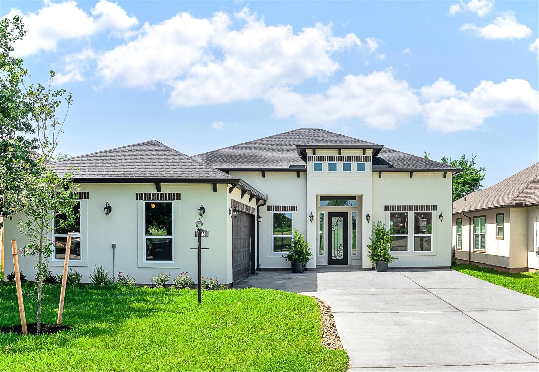 115 Bermuda Cir