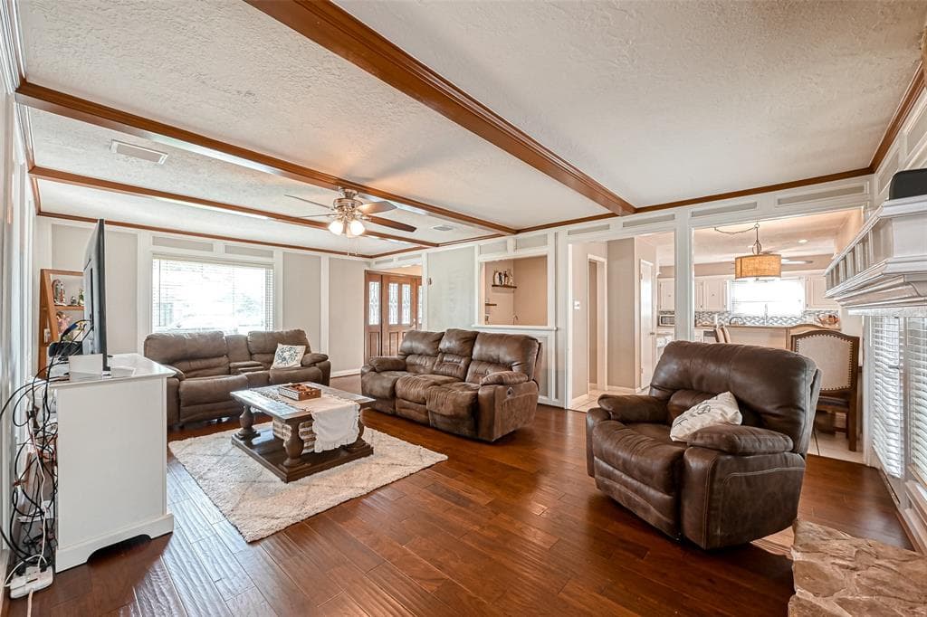 17710 Cassina Dr