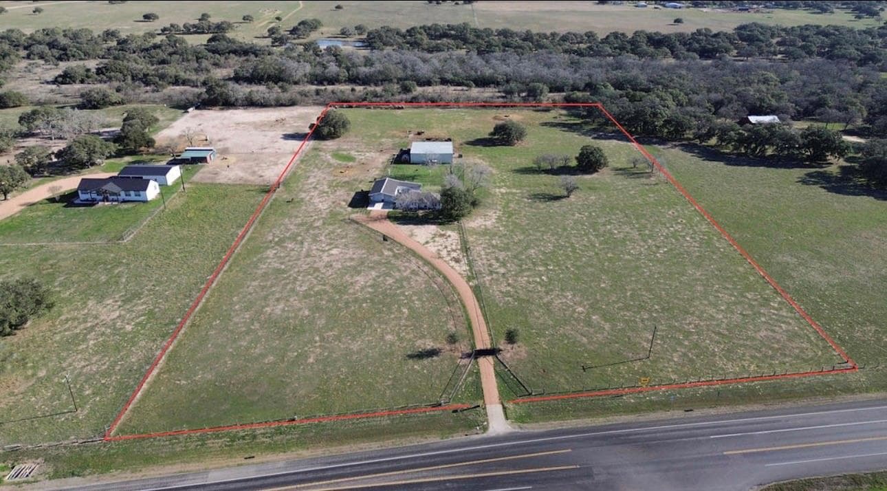 8652 State Highway 111 E