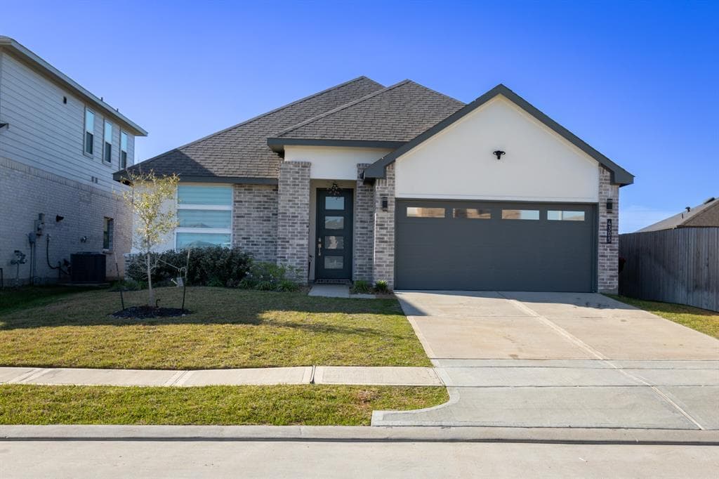 4305 Orsini Ln