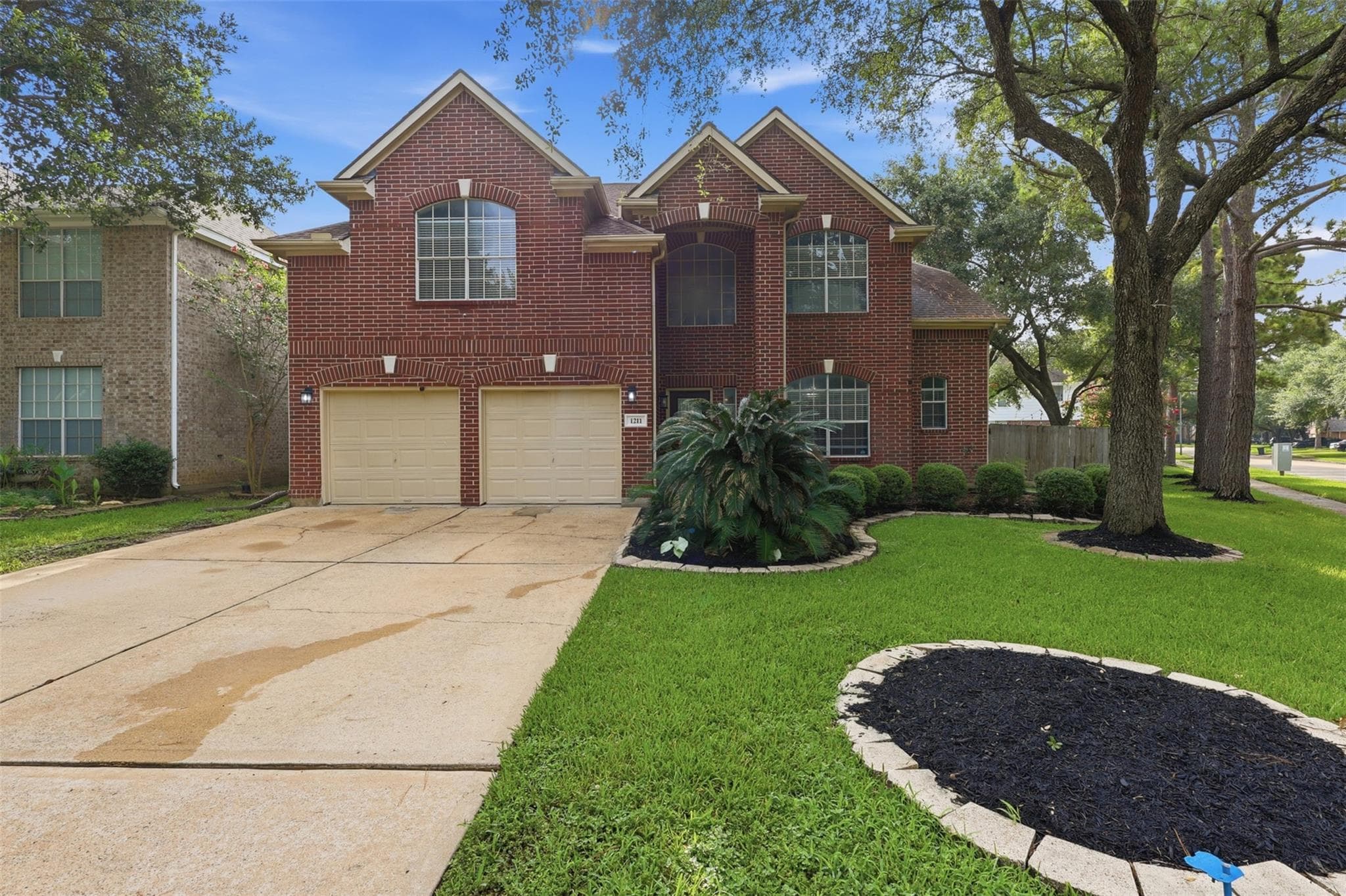 1211 Ragsdale Ln