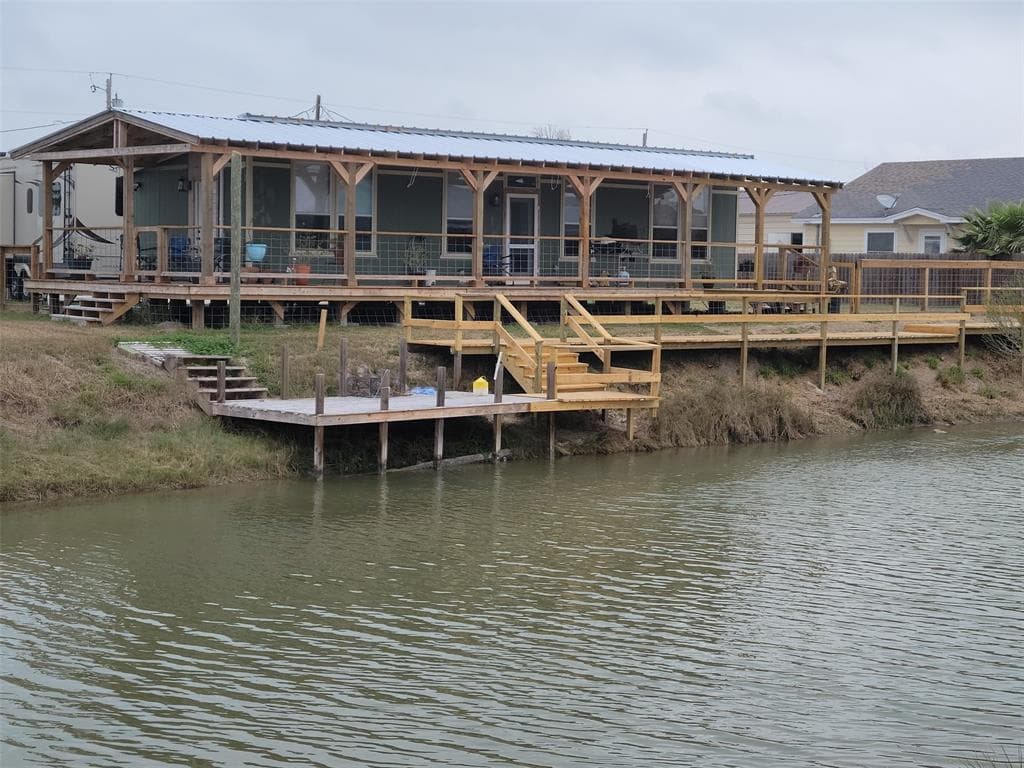 207 W Pompano