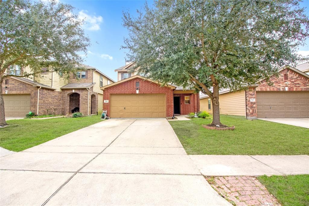 7615 Connemara Dr