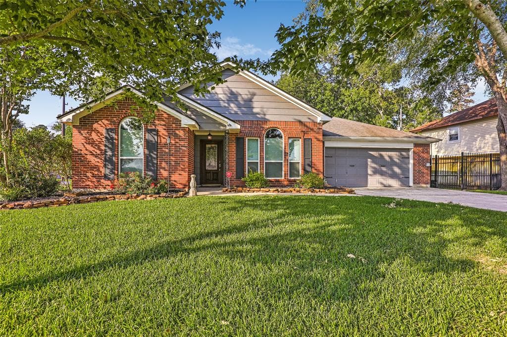 3642 Shore Shadows Dr