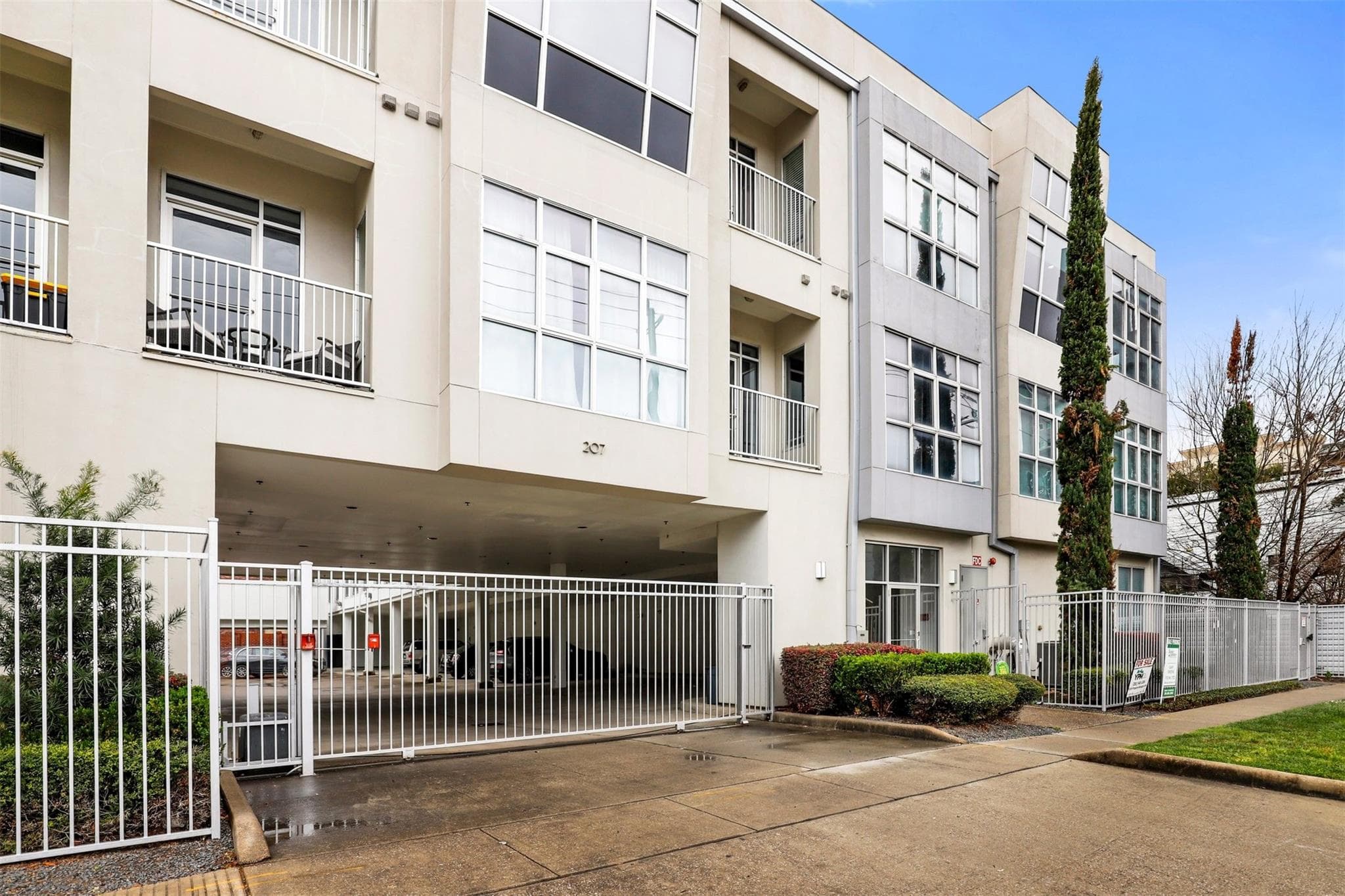 207 Pierce St Apt 206