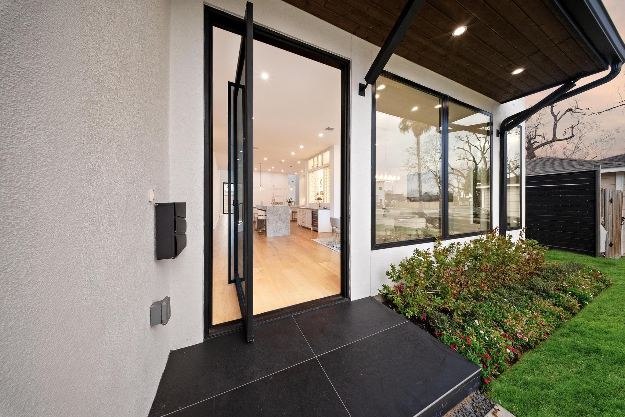 Gallery image 3