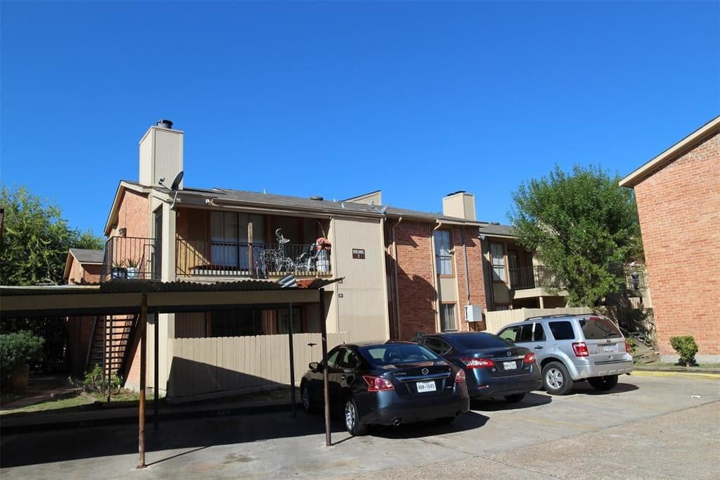 10100 S Gessner Rd Apt 206