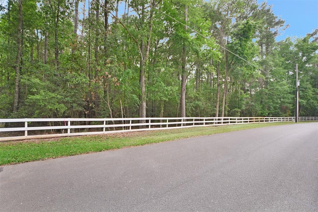10356 Hunter Creek Ln