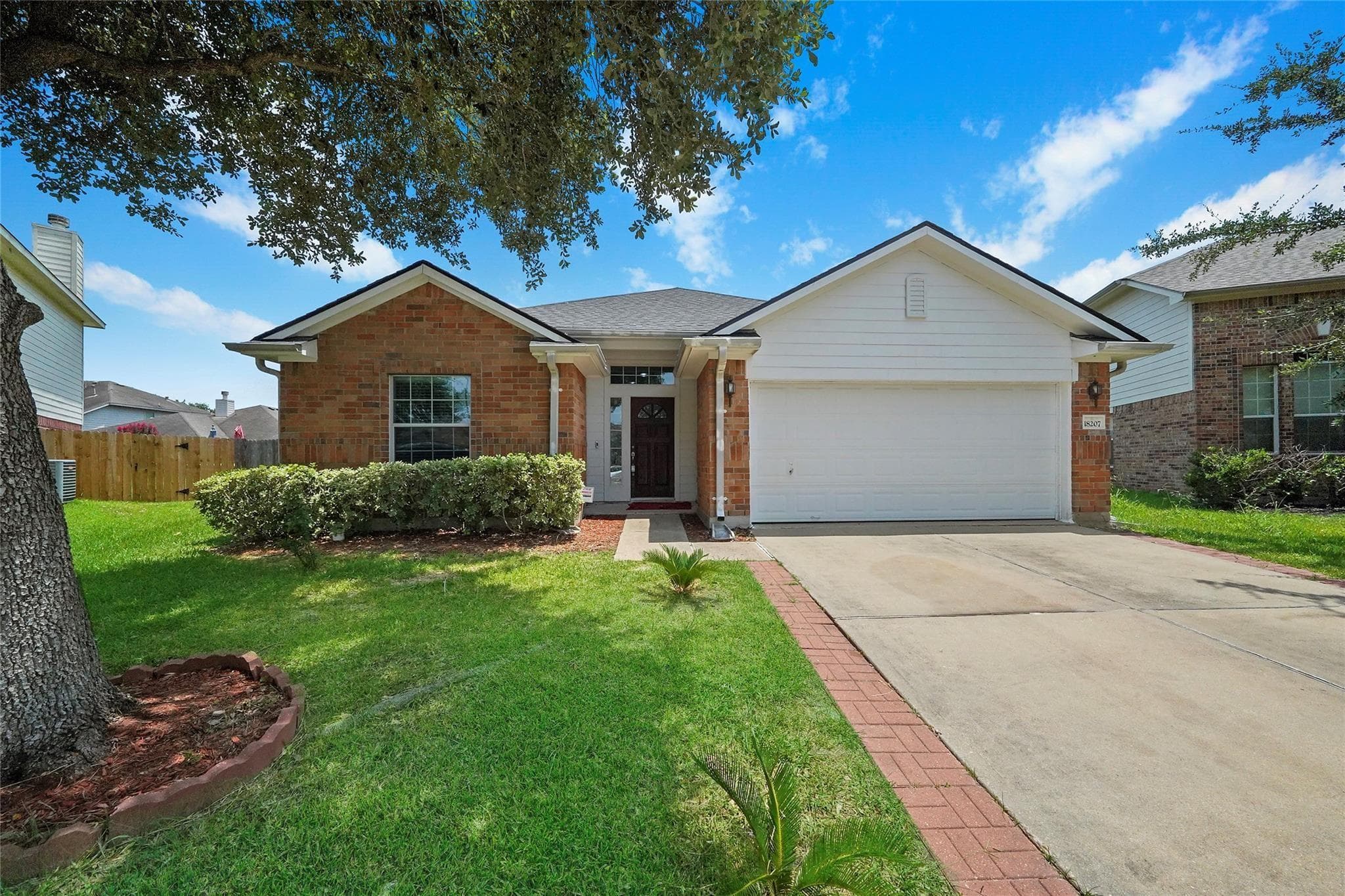 Main property image