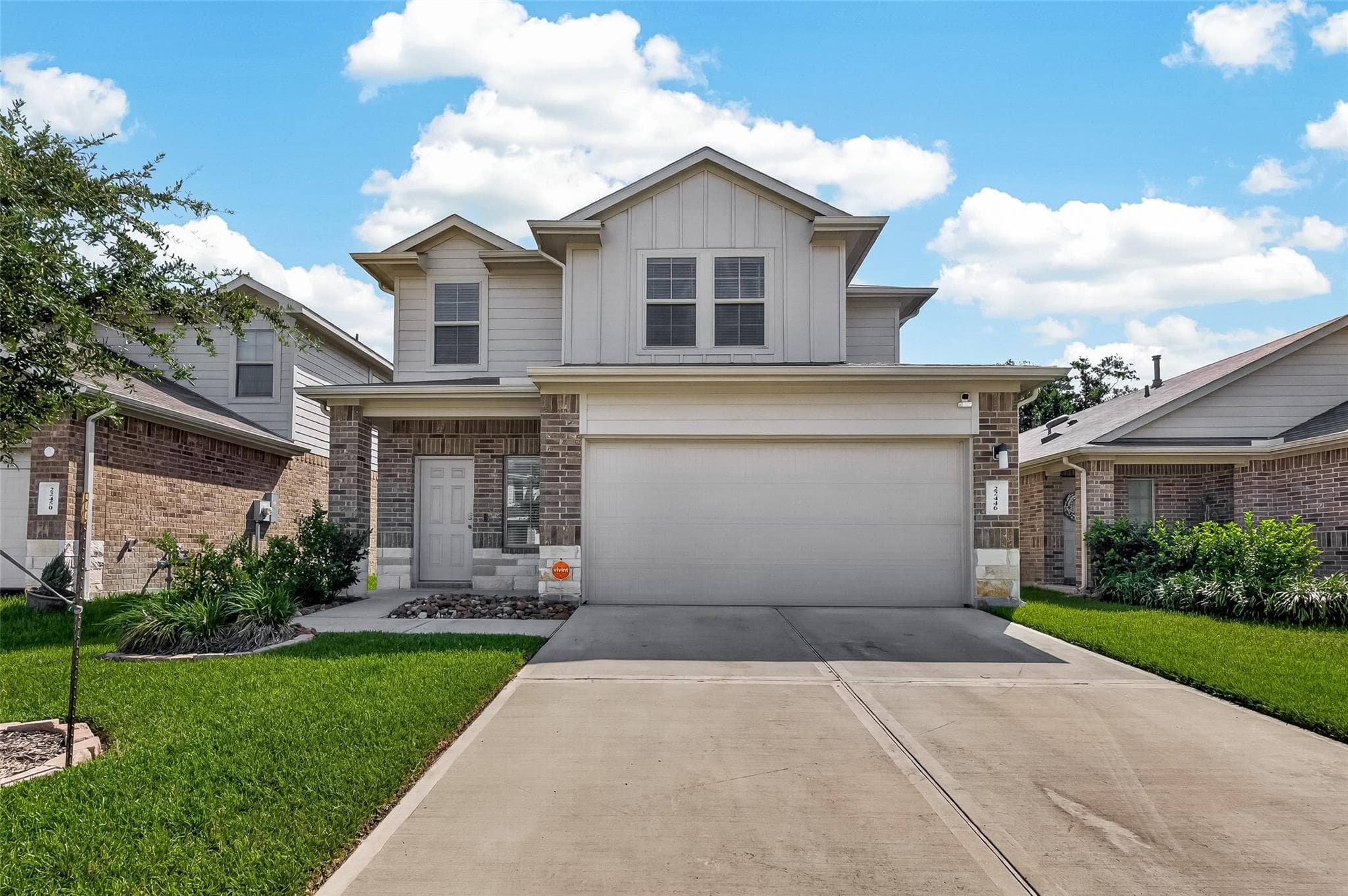 22446 Forest Gorge Ln