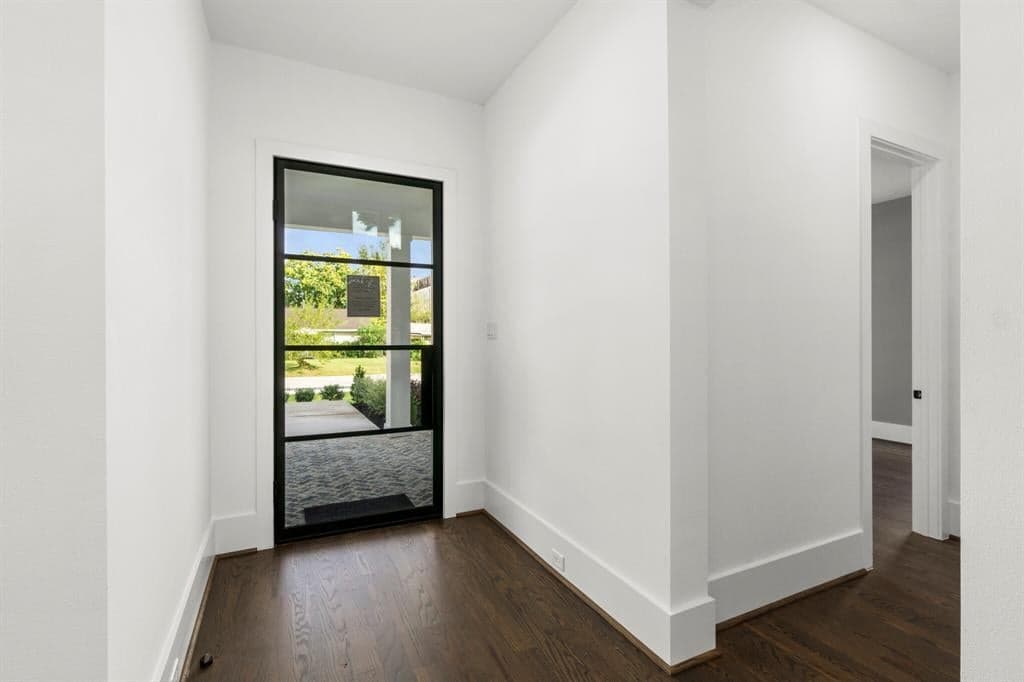 Gallery image 4