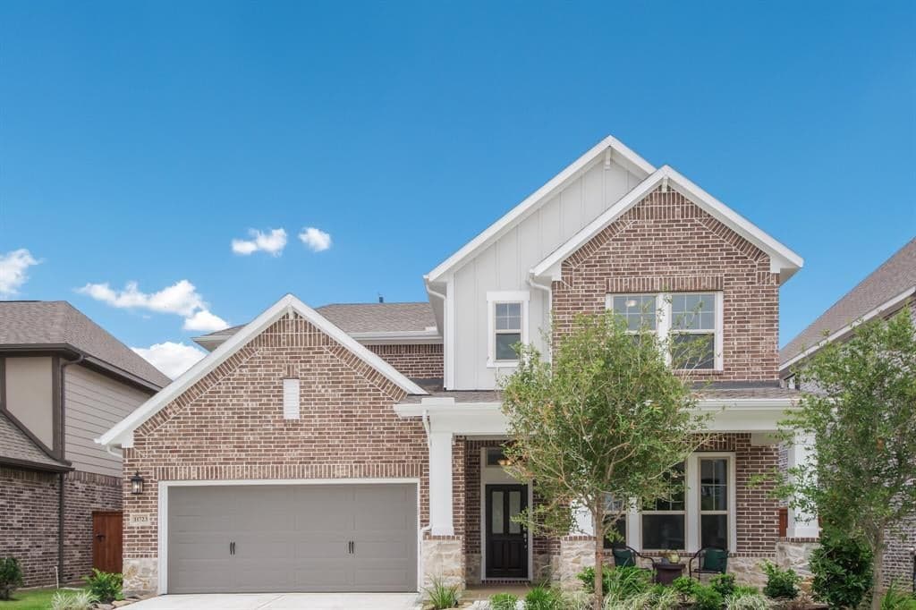 11723 Twin Creeks Hill Dr