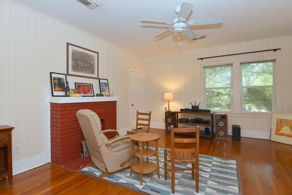 Gallery image 3