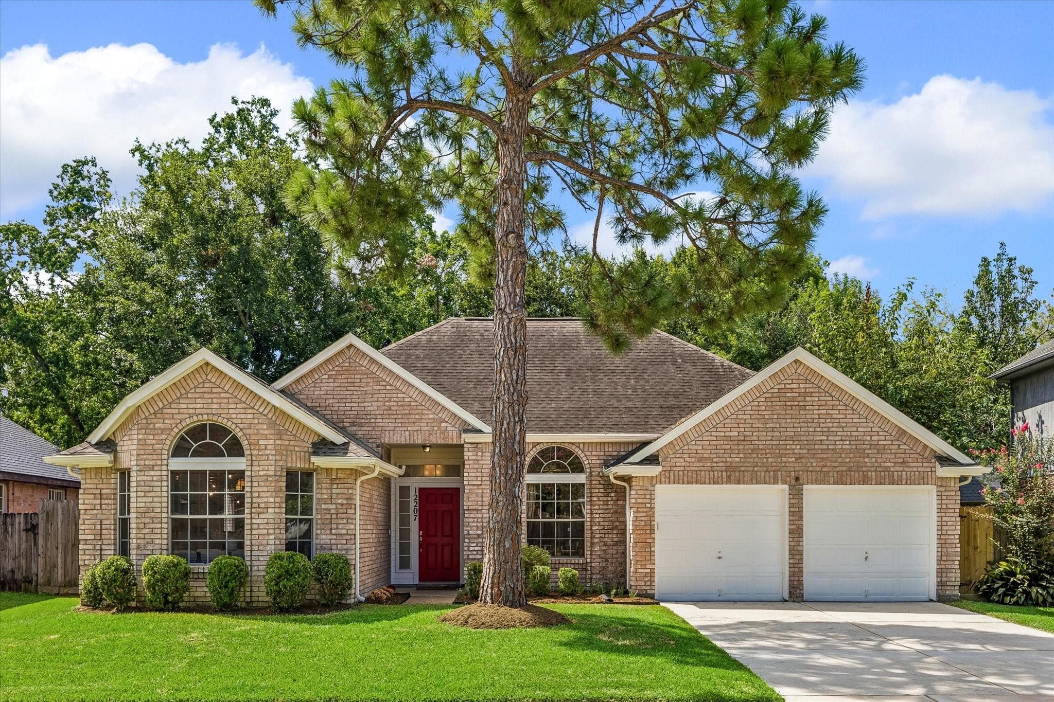 12207 Canterhurst Way