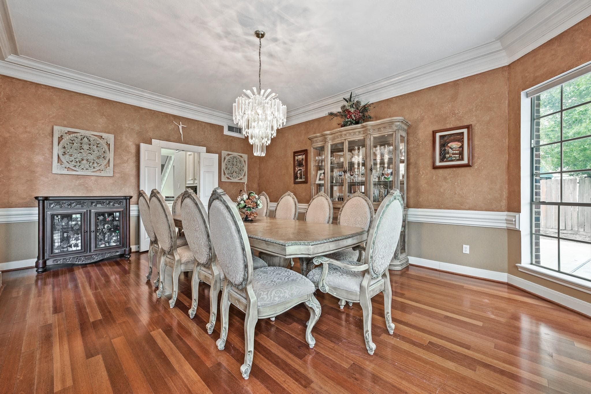 Gallery image 5