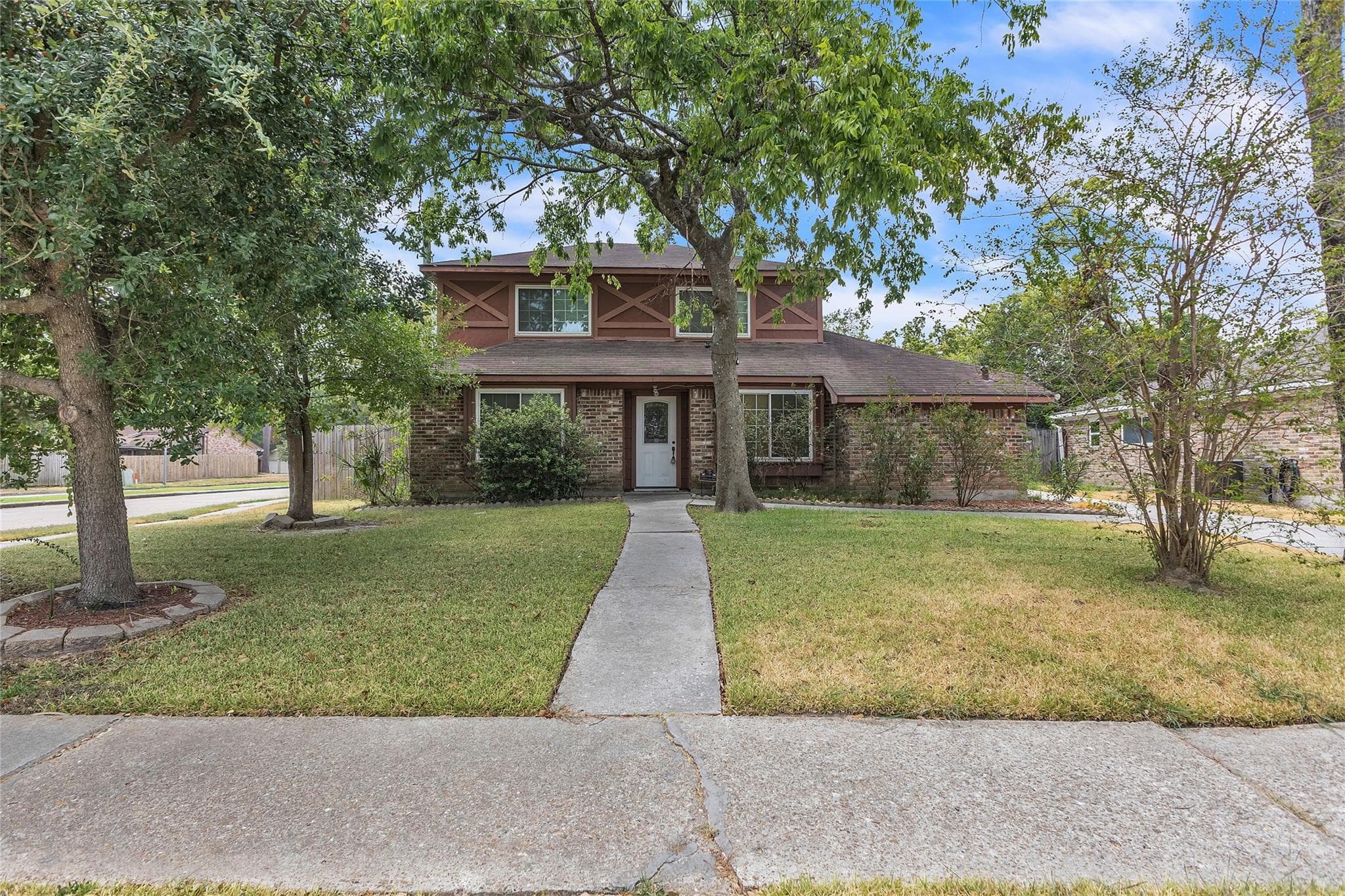 23203 Canyon Lake Dr