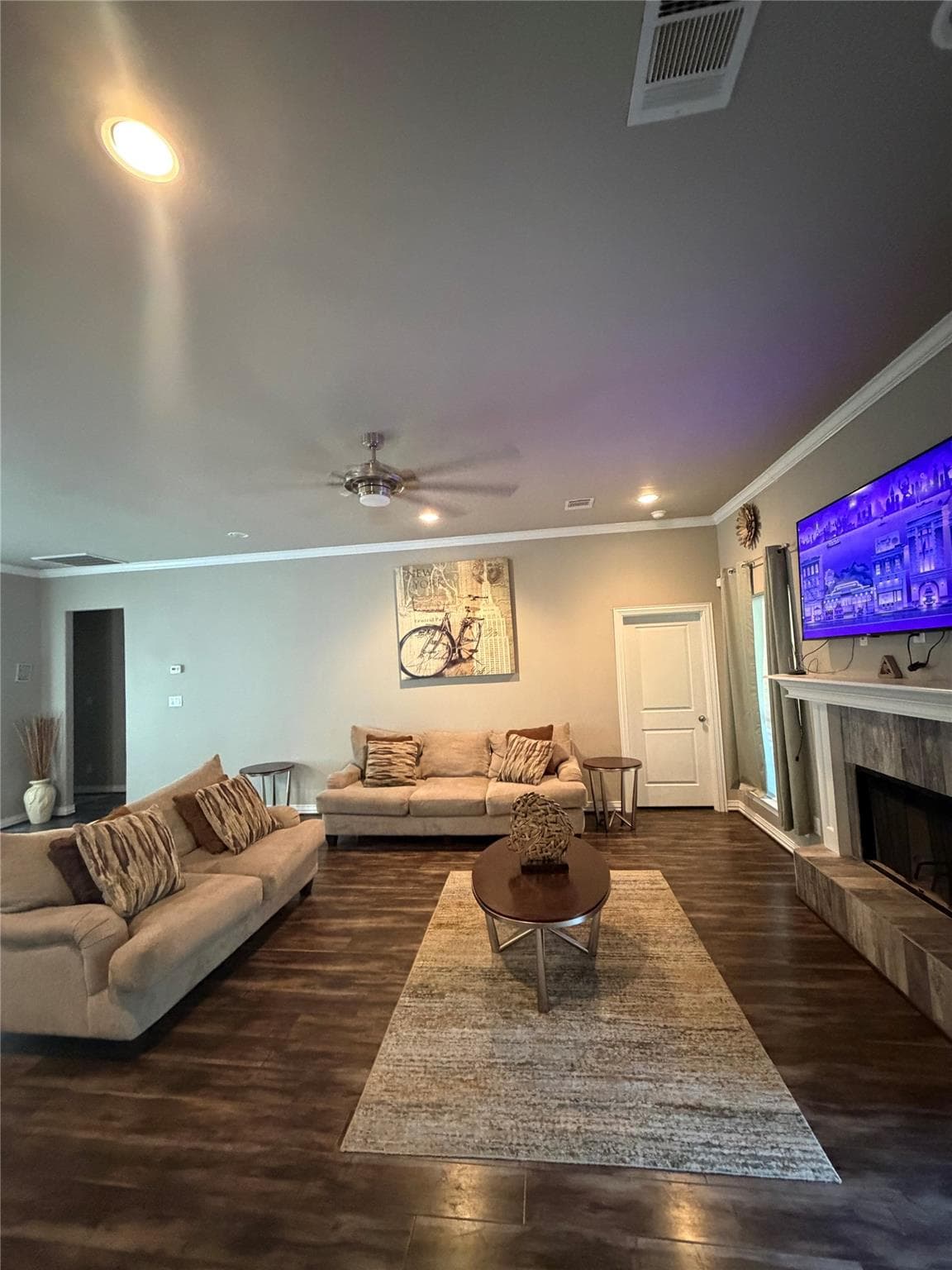 Gallery image 3