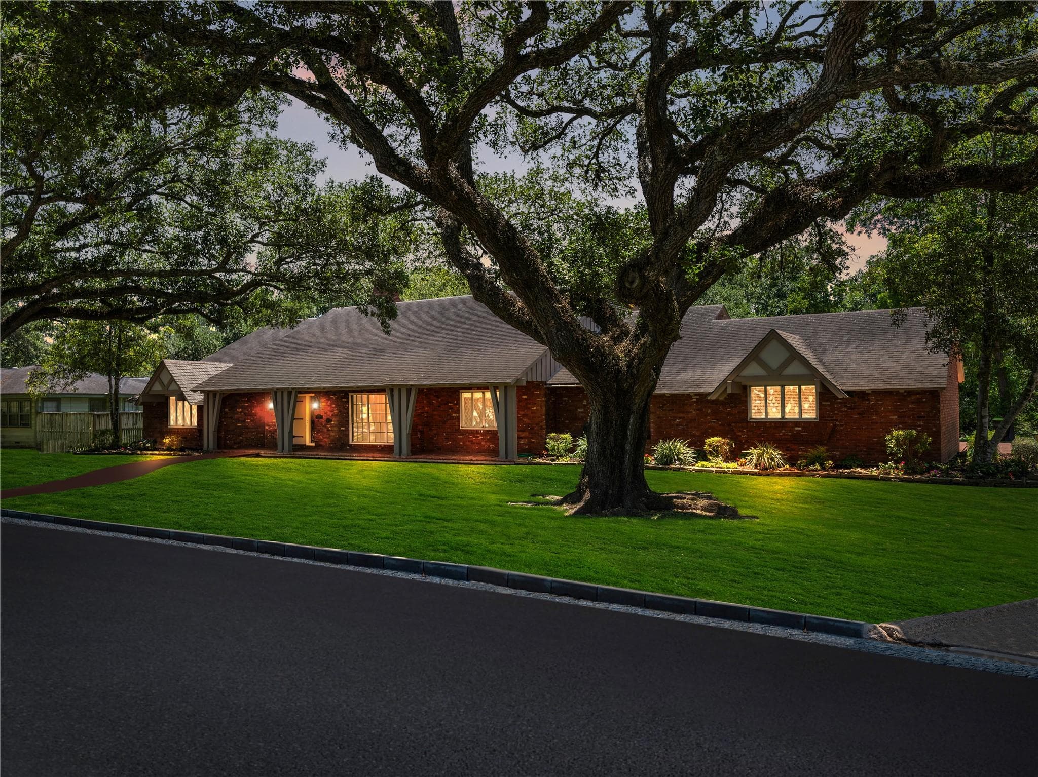 2310 Oak Dr