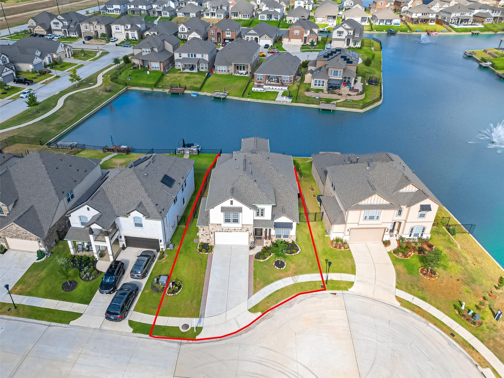 3515 Lake Lugano Cir