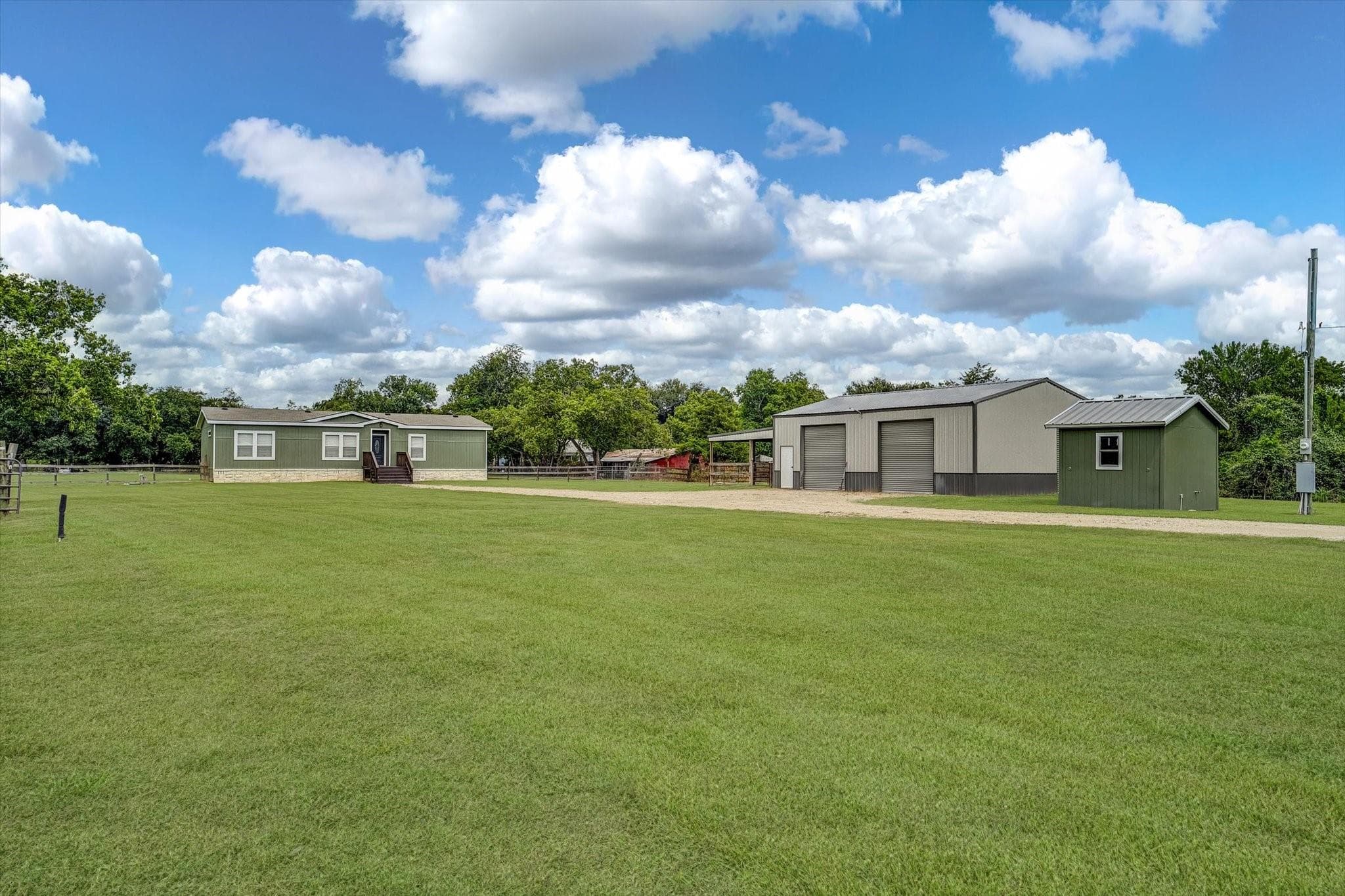 2204 County Road 288