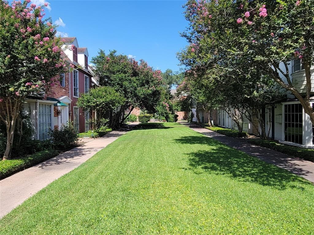 2509 Marilee Ln Apt 4