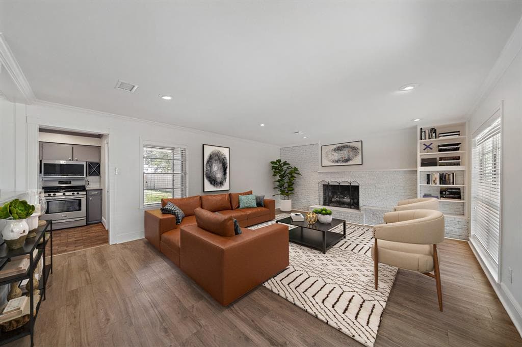 2103 Althea Dr
