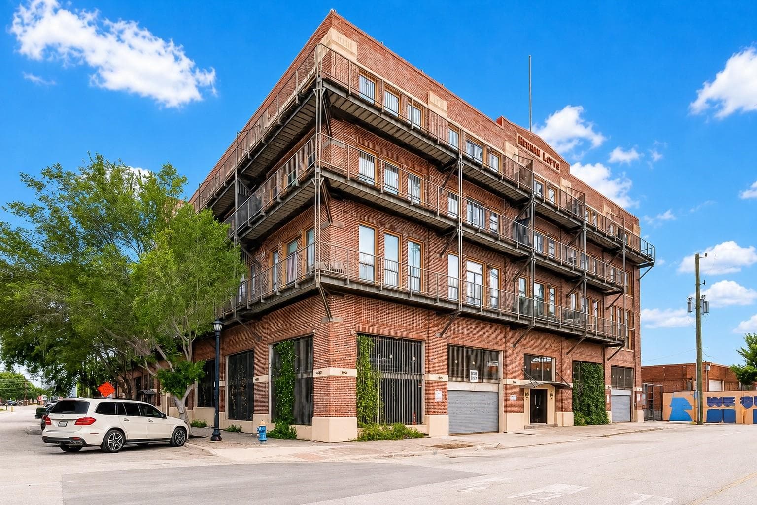 2205 Mckinney St Apt 315