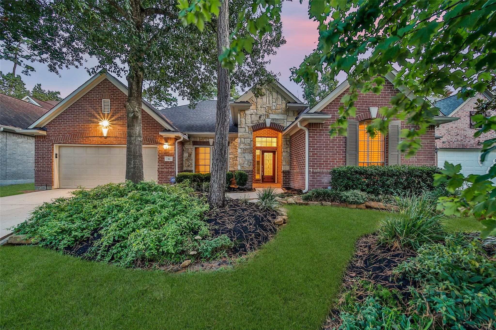 Main property image