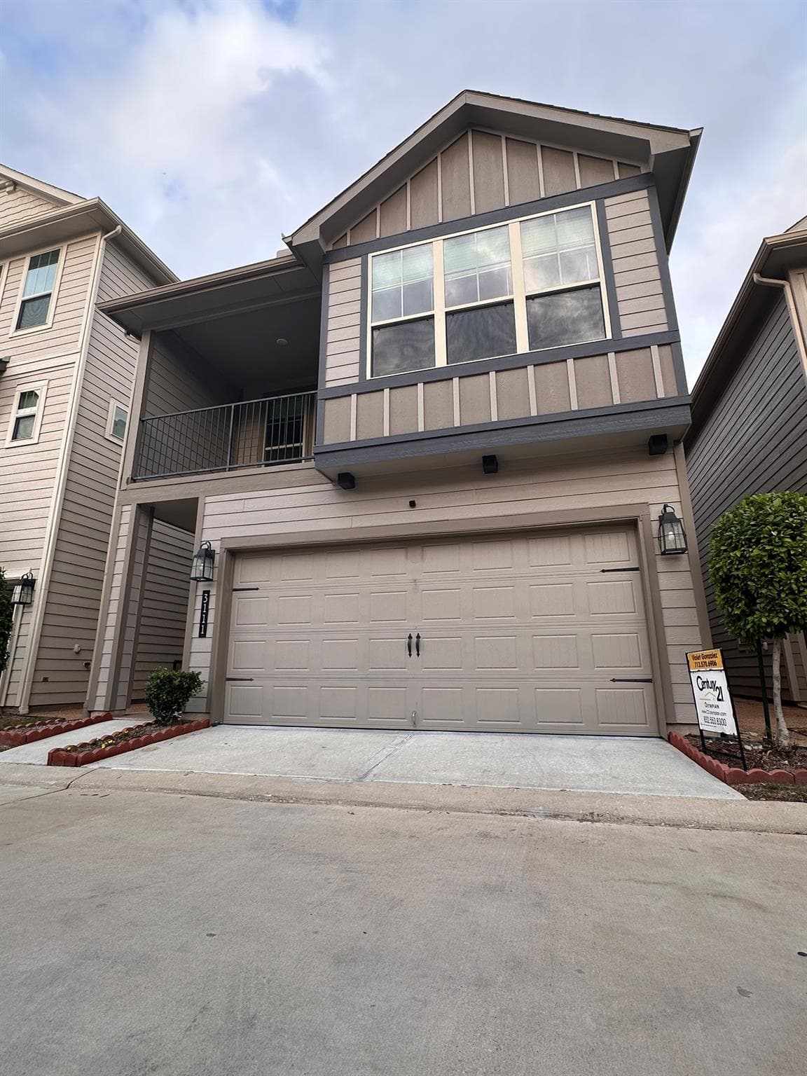 Main property image