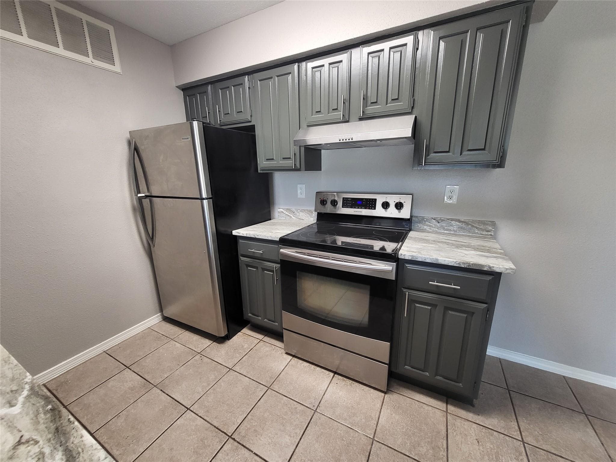12955 Woodforest Blvd Apt 4