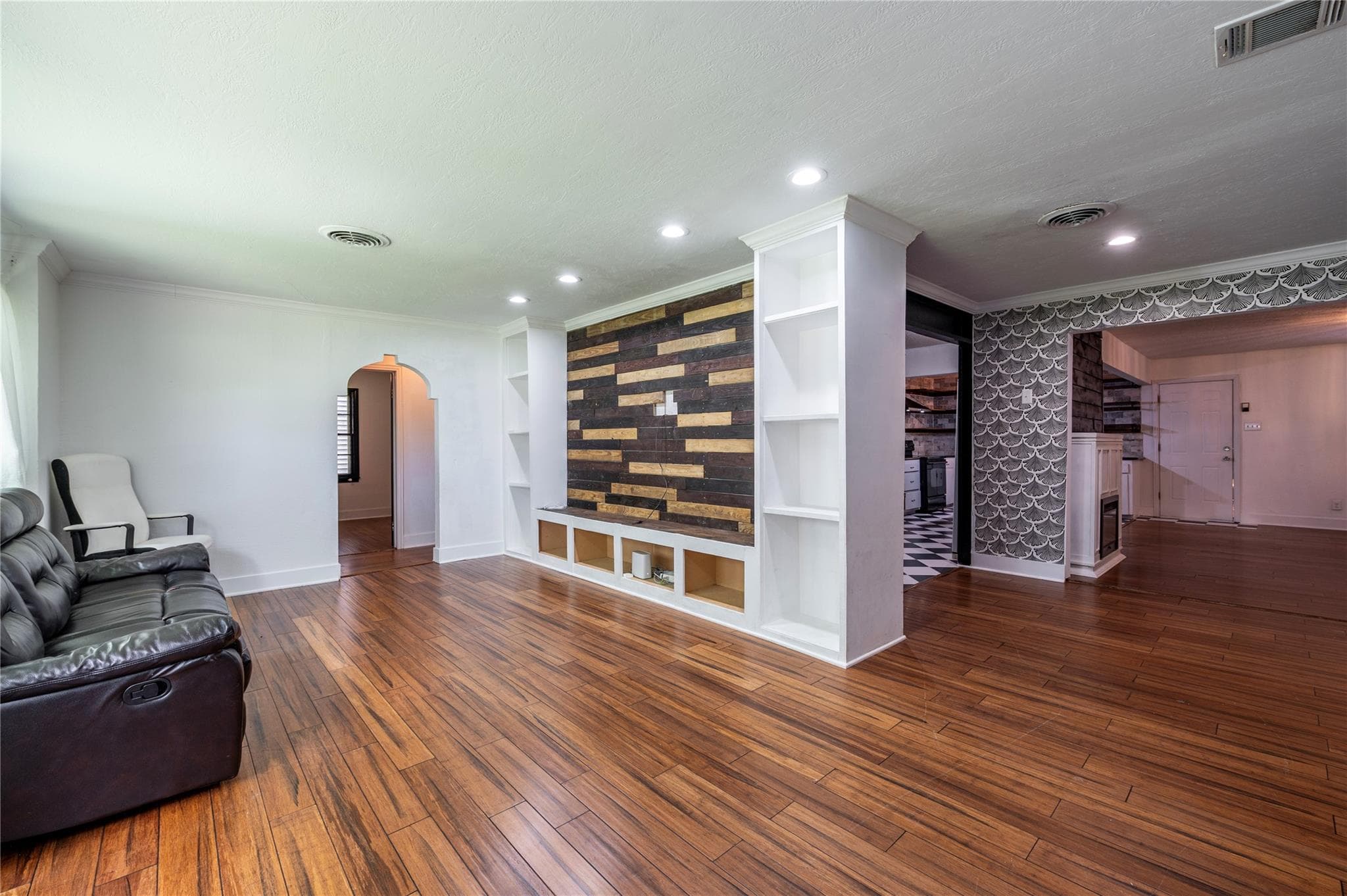 Gallery image 4