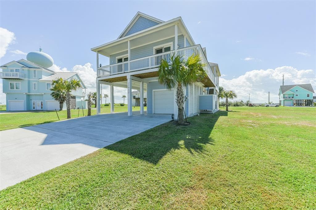 25015 Monterey Ct