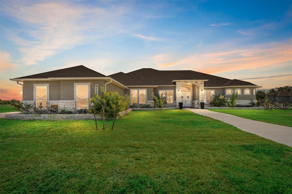 2114 Friesian Dr