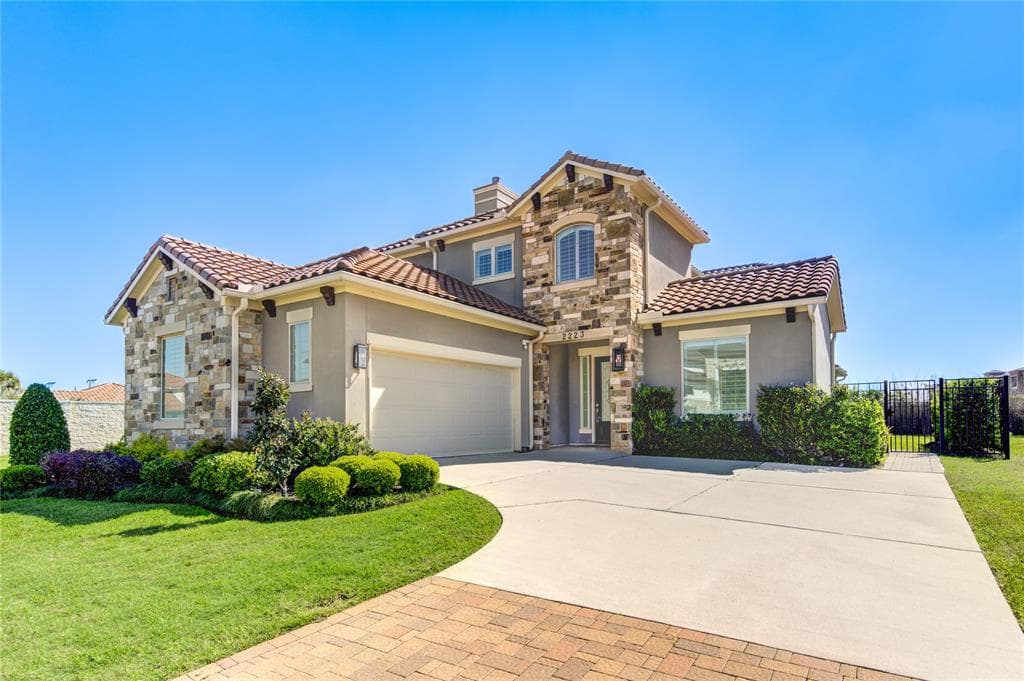 2223 Camden Creek Ln
