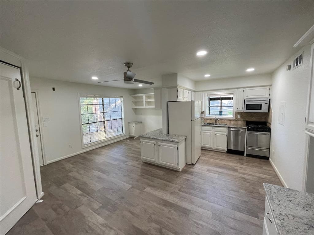 Main property image