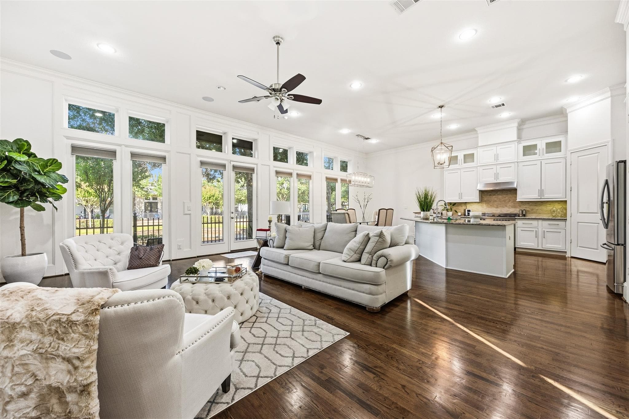 Main property image