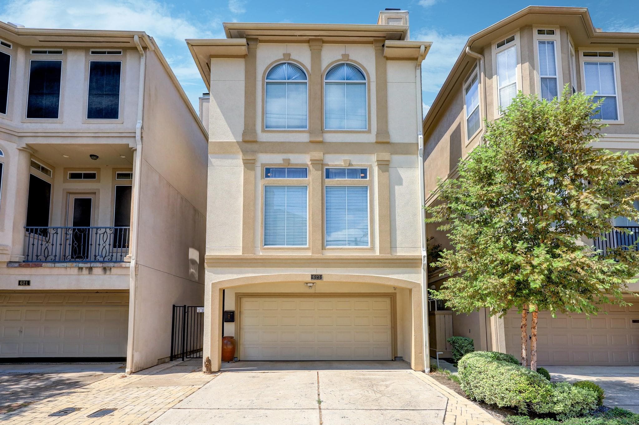 Main property image