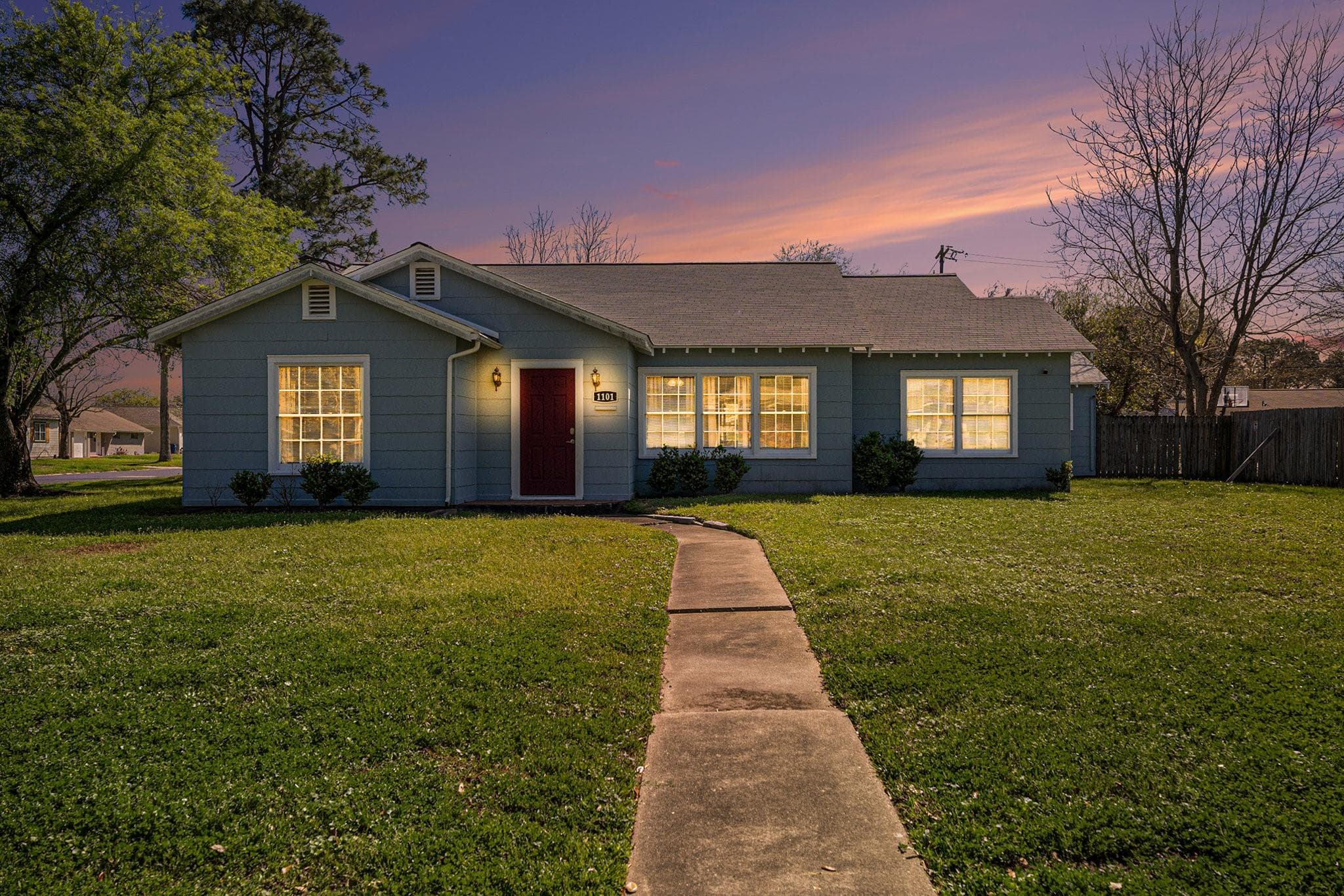 Main property image