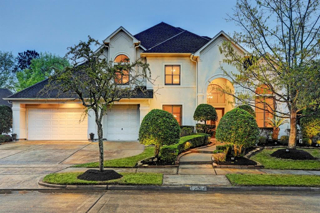 2518 Deep Oak Ct