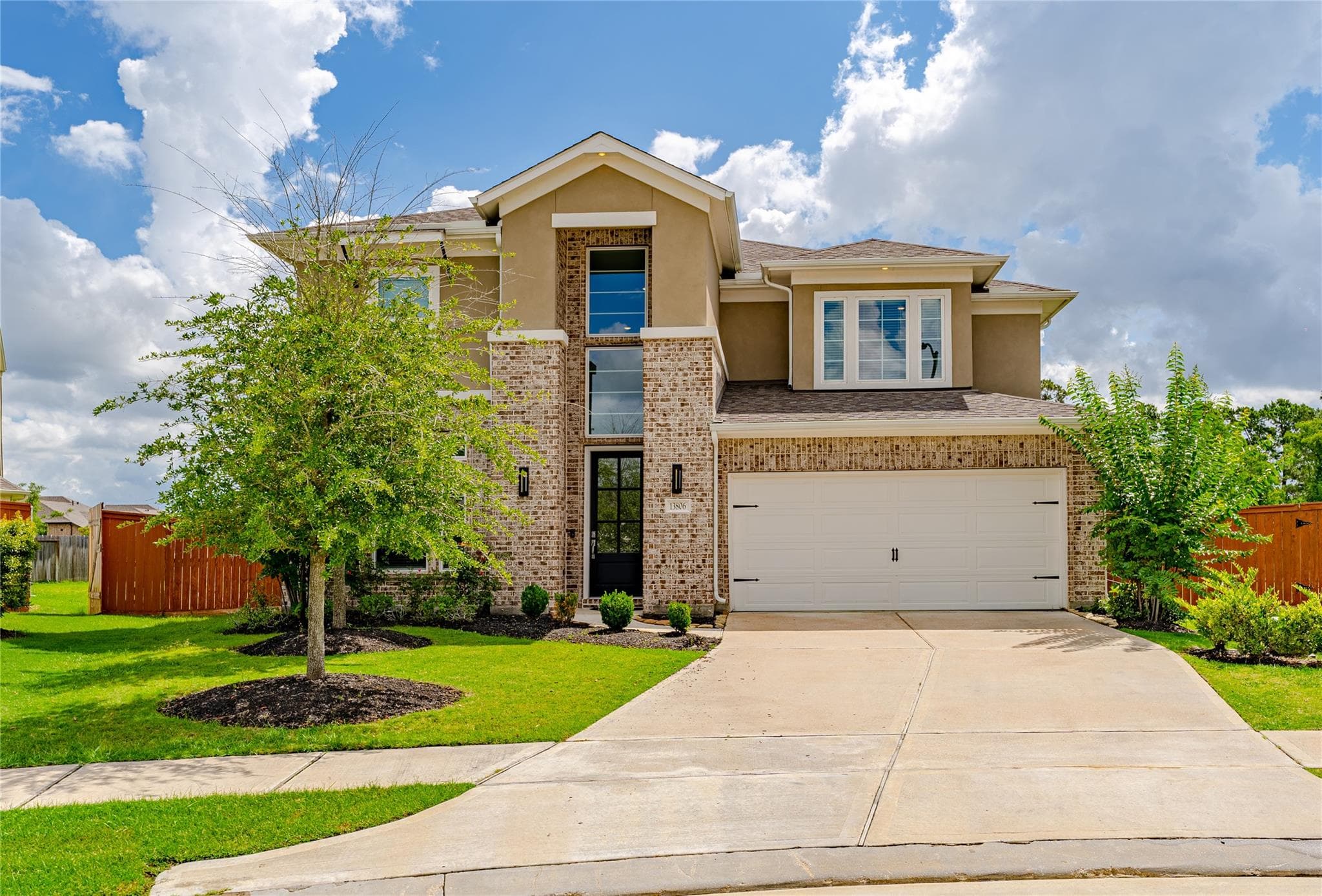 13806 Llano Basin Ct