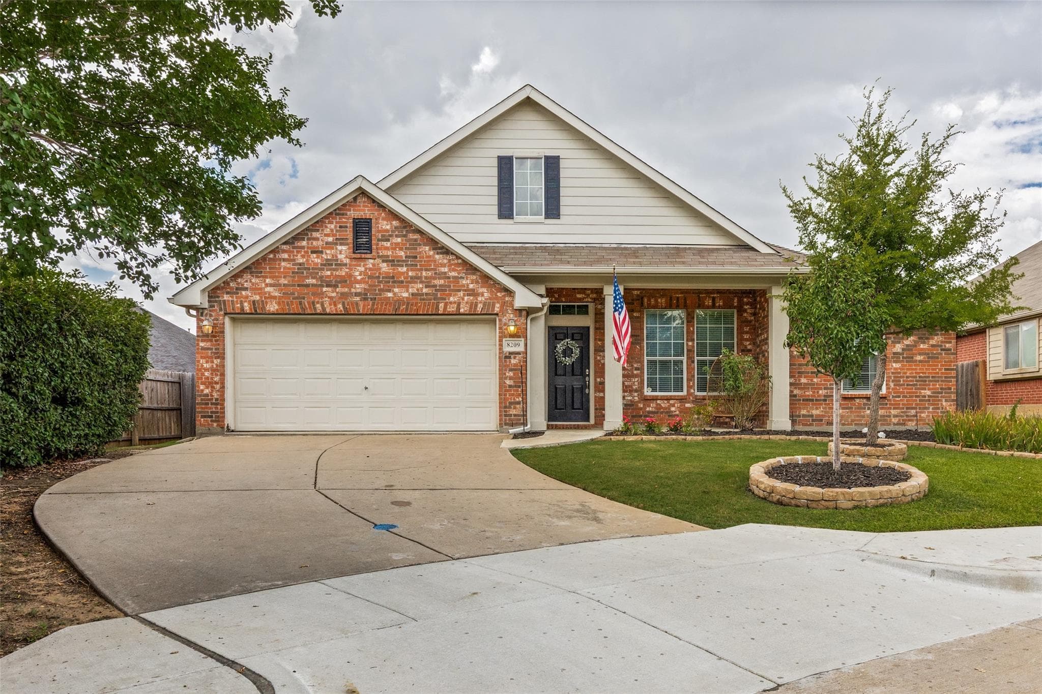 8209 Grayson Way