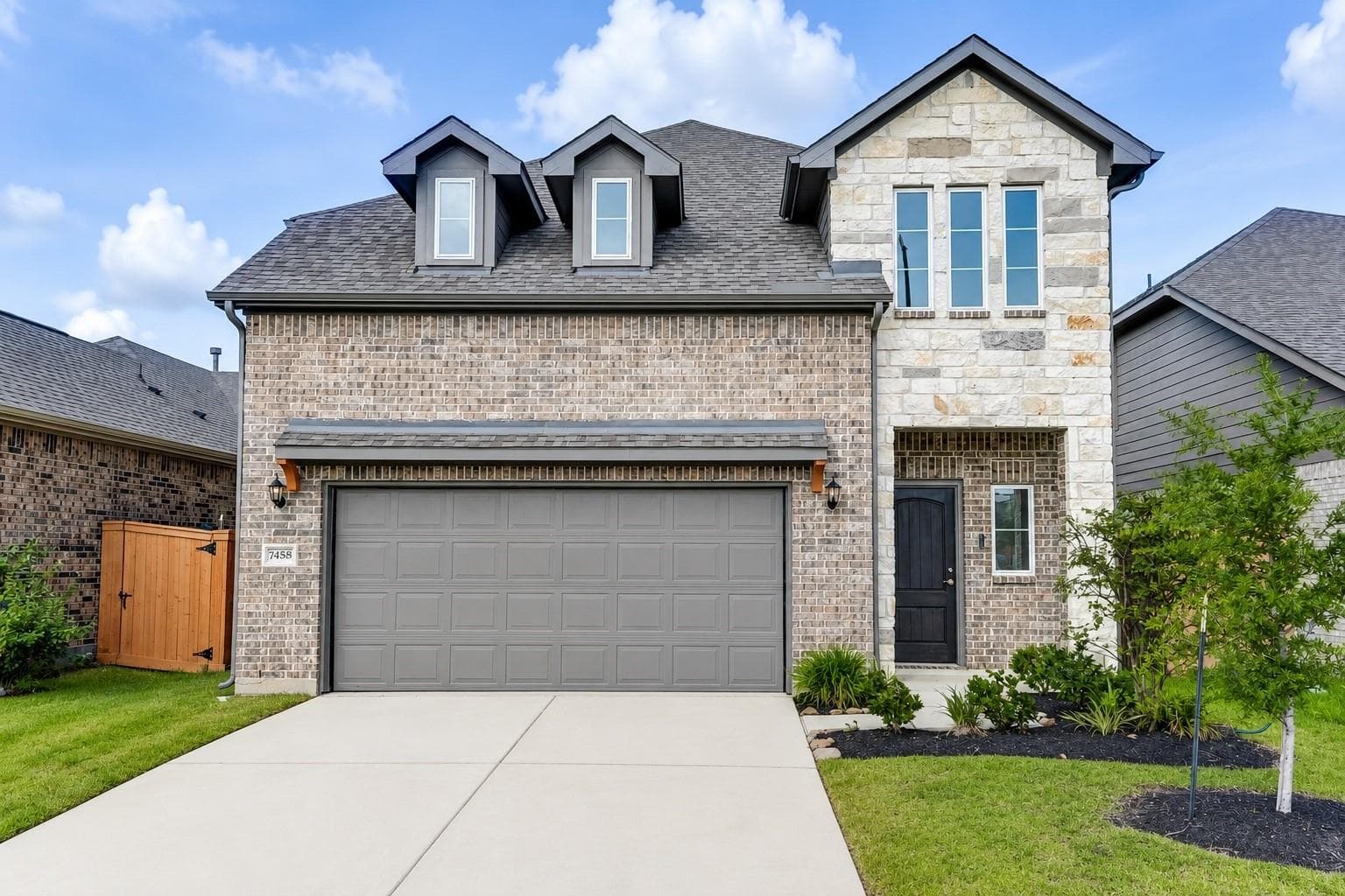 7458 Sunlit Harbor Dr