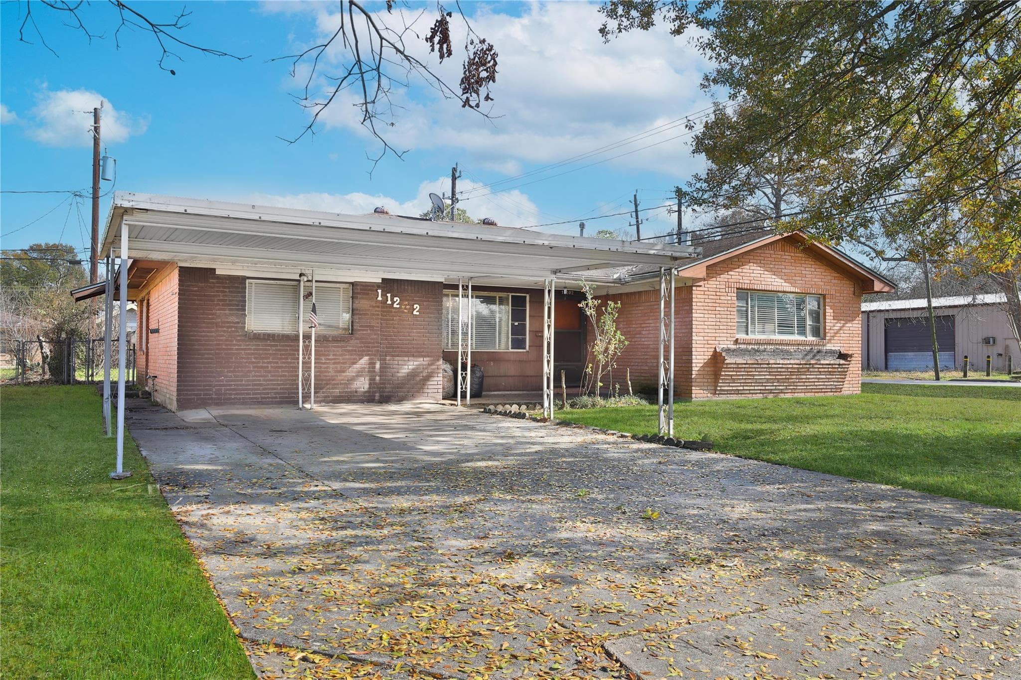 11202 Glaser Dr