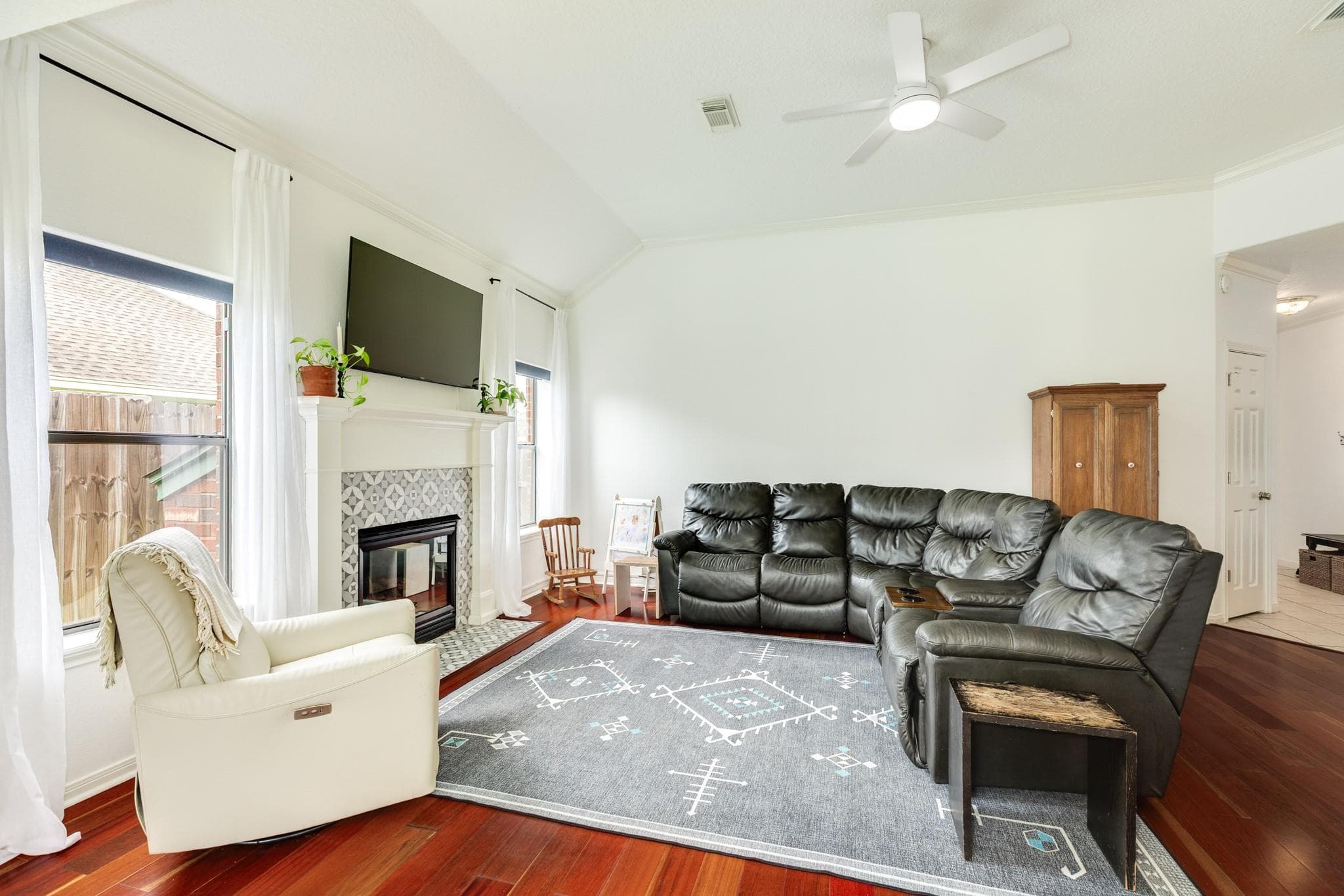 Gallery image 3