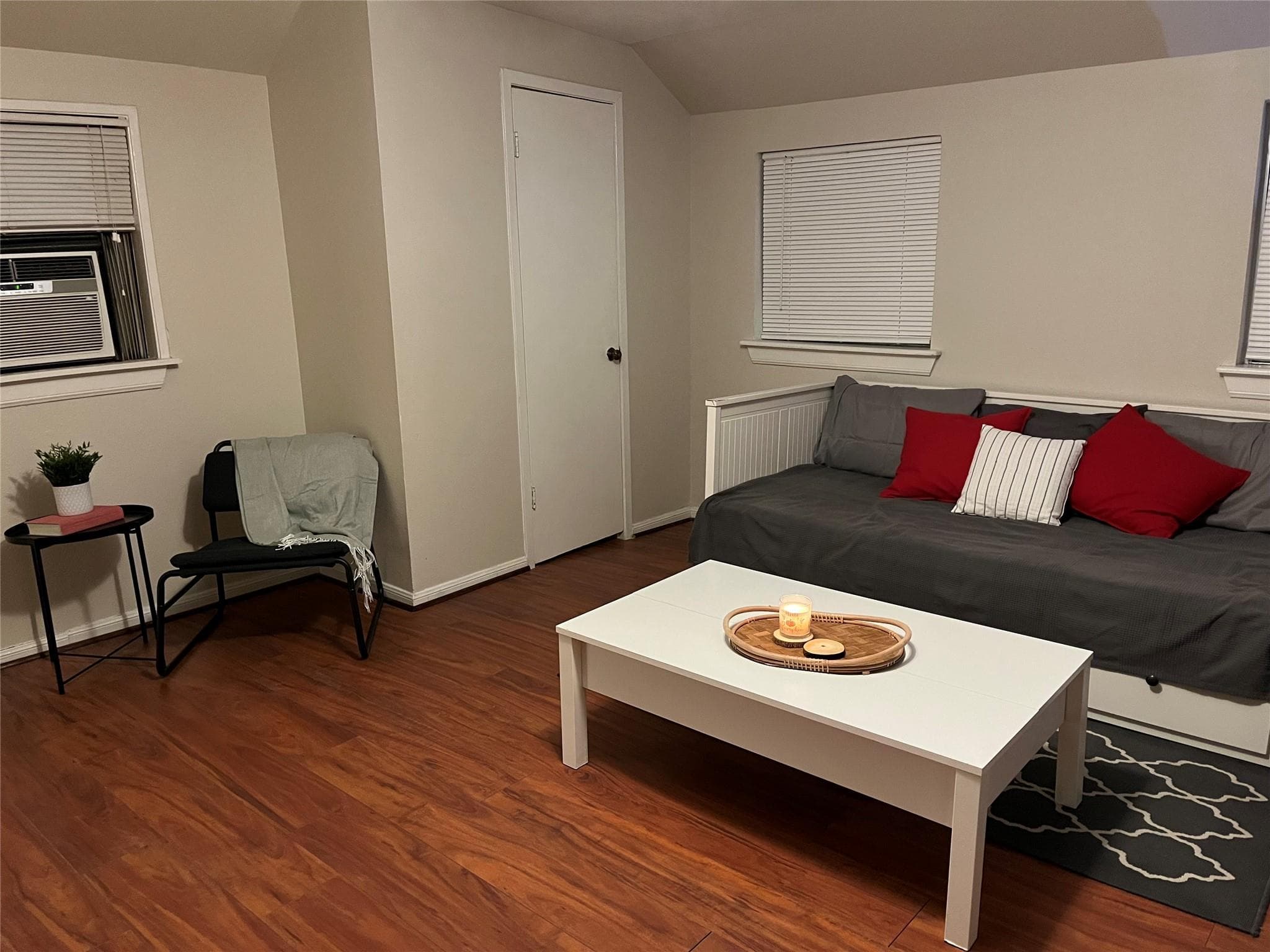 Gallery image 3