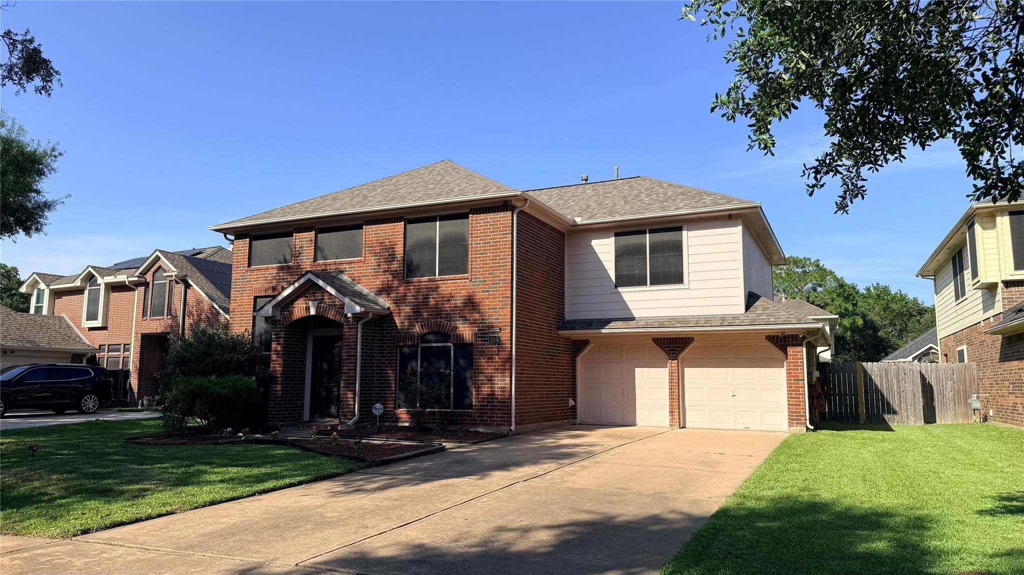 106 Crimson Bay Dr