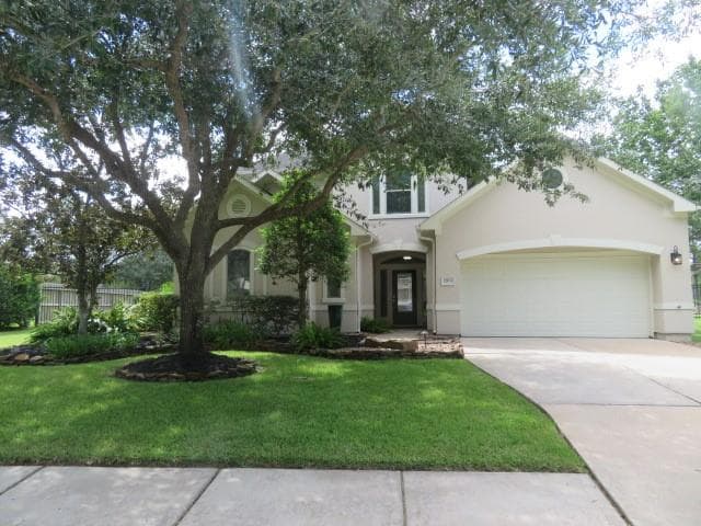 2918 Silver Maple Ct