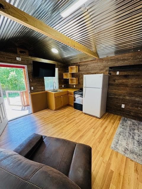 Gallery image 5