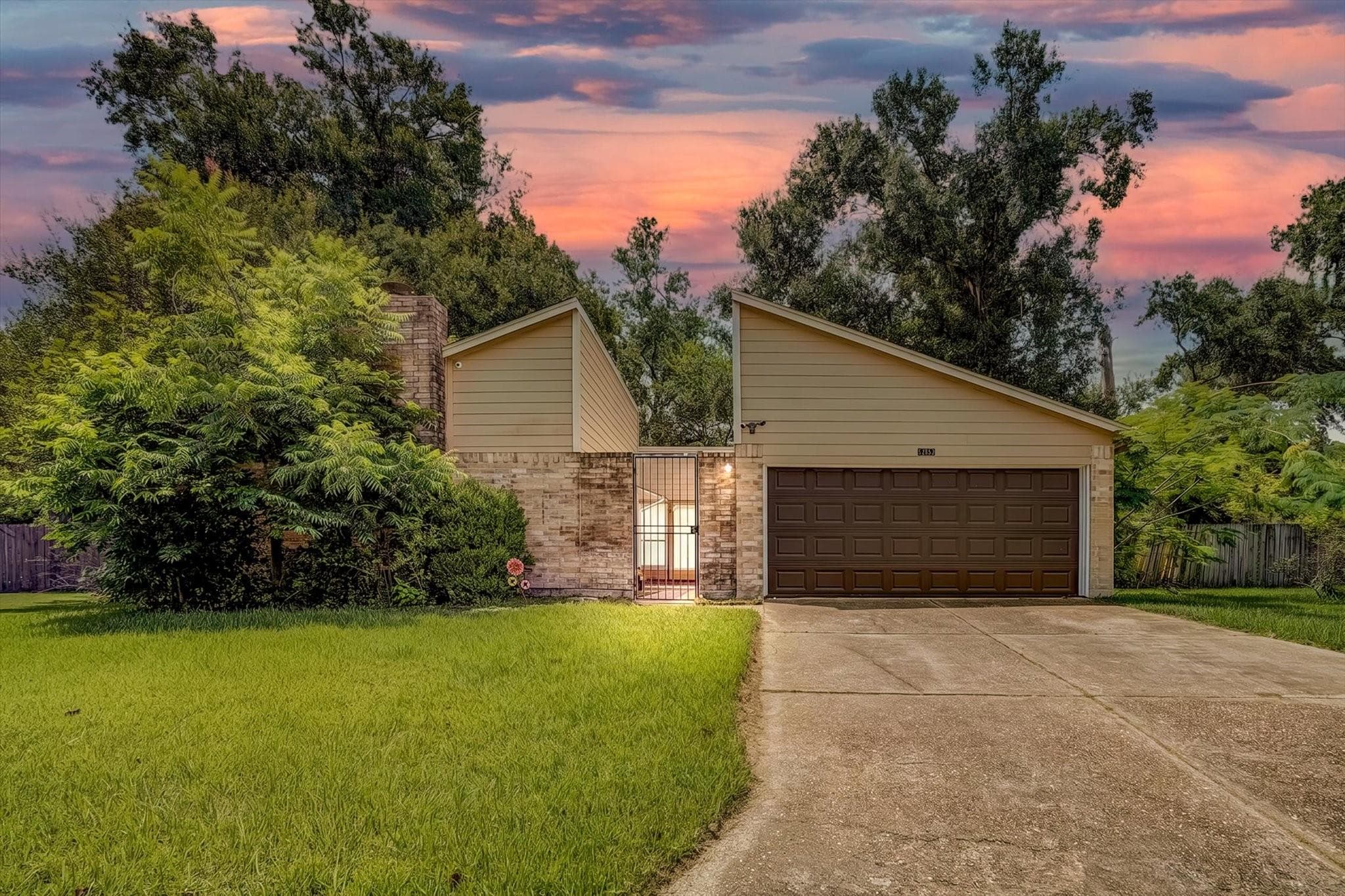 Main property image